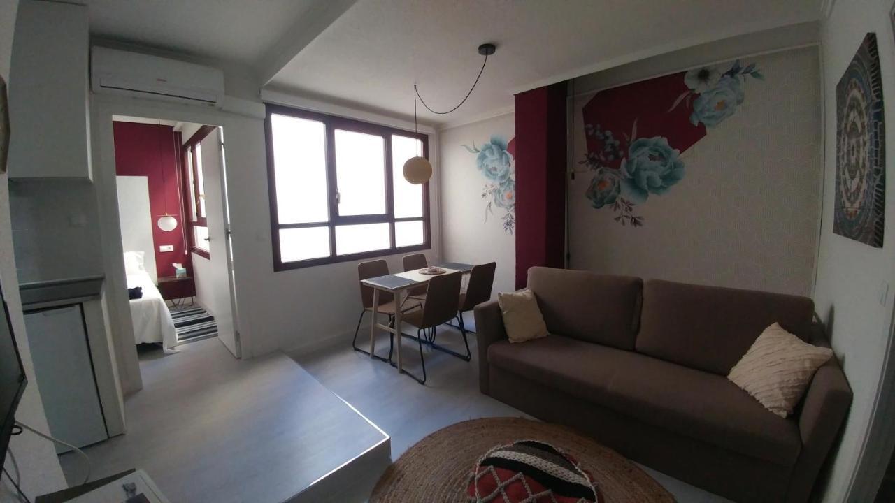 San Francisco 10 - 6 Apartamentos Boutique En El Centro - Playa Postiguet لقنت المظهر الخارجي الصورة